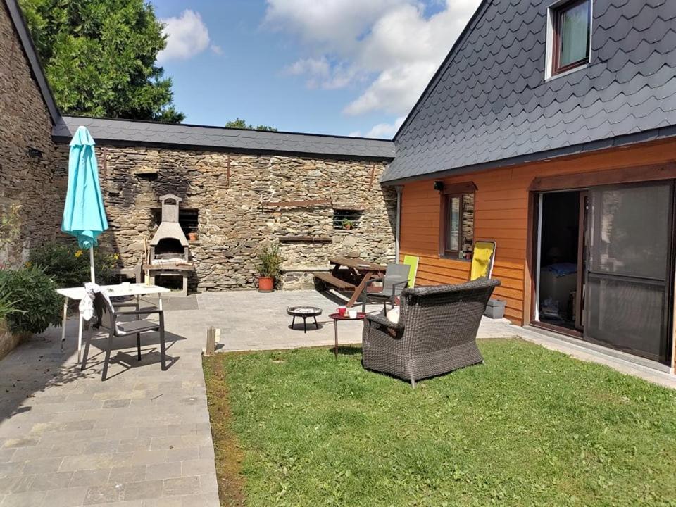 Villa La Ferme Oubliee Paliseul Exterior foto